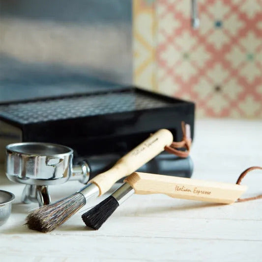 BEECHWOOD ESPRESSO BRUSH