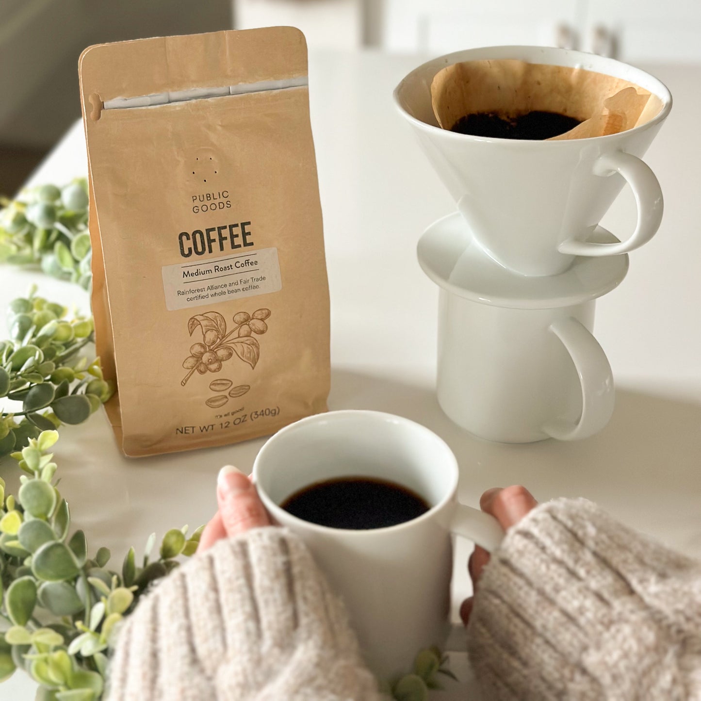 CLASSIC WHITE POUR OVER COFFEE MAKER